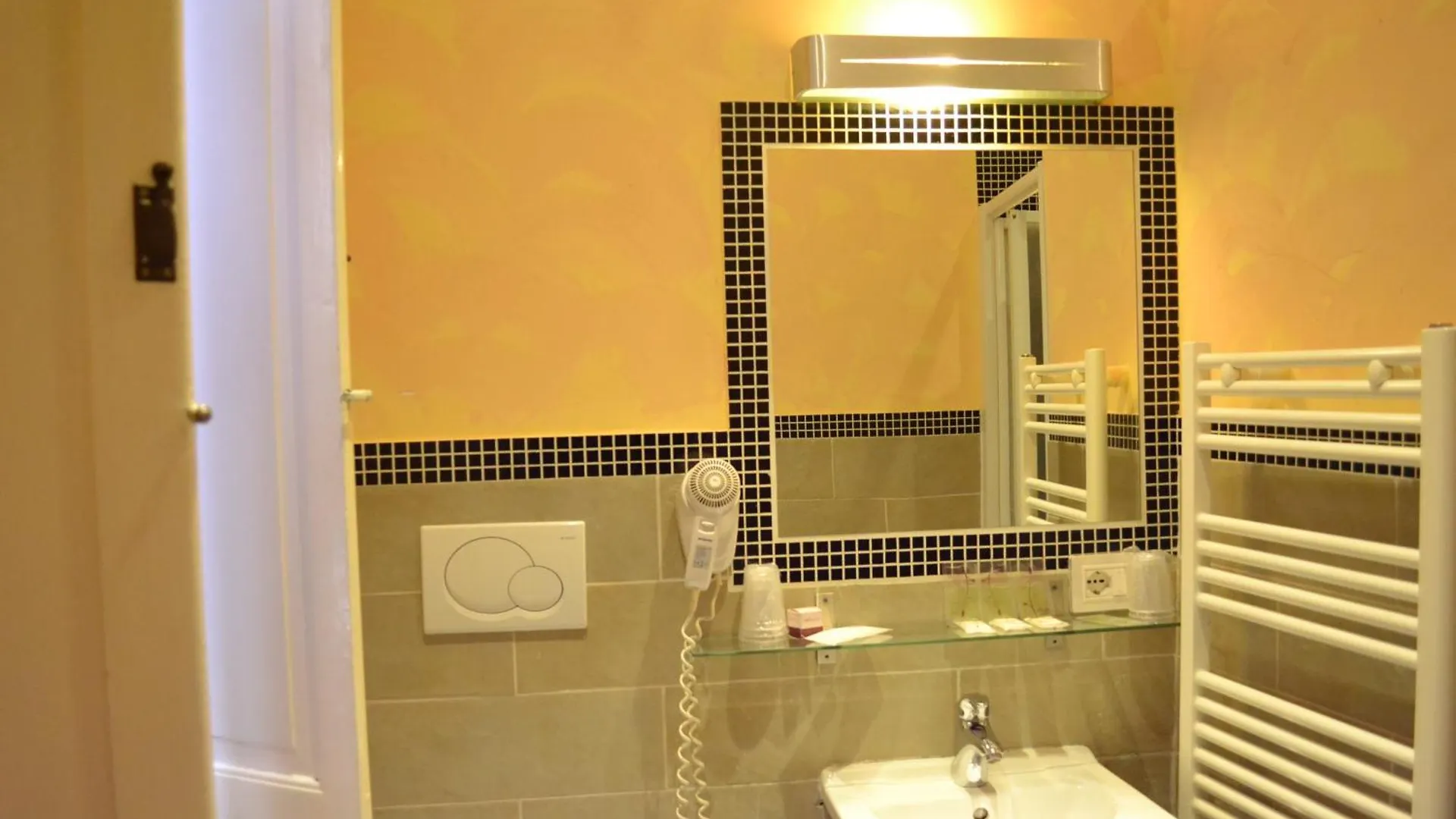 Tiburtina House Hotel Rome
