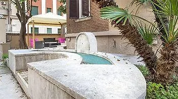 ** Guest house Tiburtina House Hotel Rome Italy