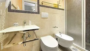Tiburtina House Hotel Rome
