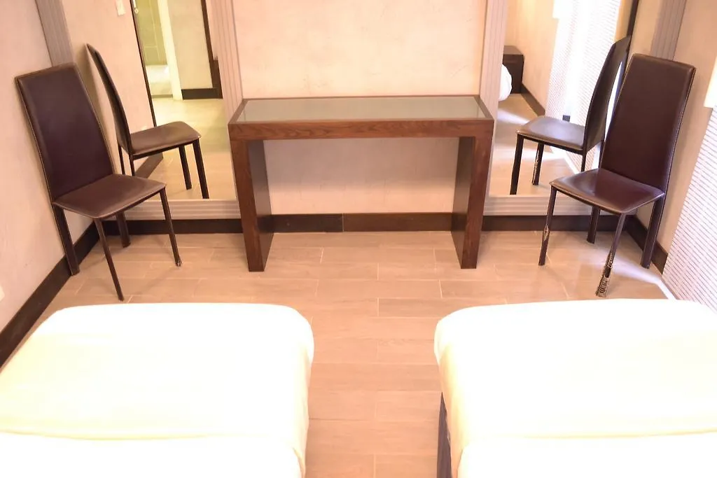 Tiburtina House Hotel Rome