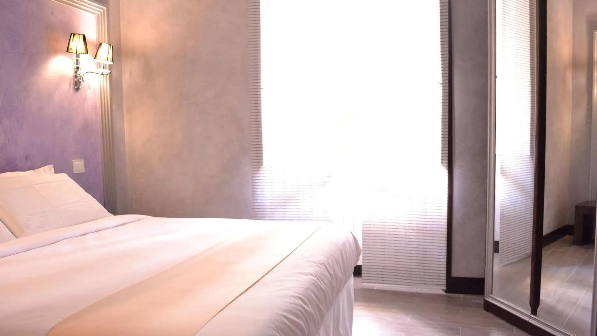 Tiburtina House Hotel Rome 2*,