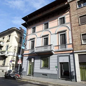 Venini 3*, Milan Italy